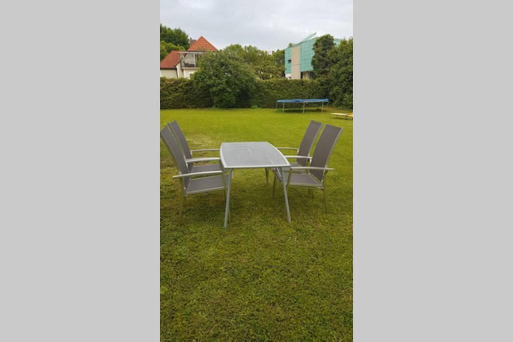 Apartment Pouringraz Fuer Kunst- Und Tennisliebhaber Graz Exterior foto